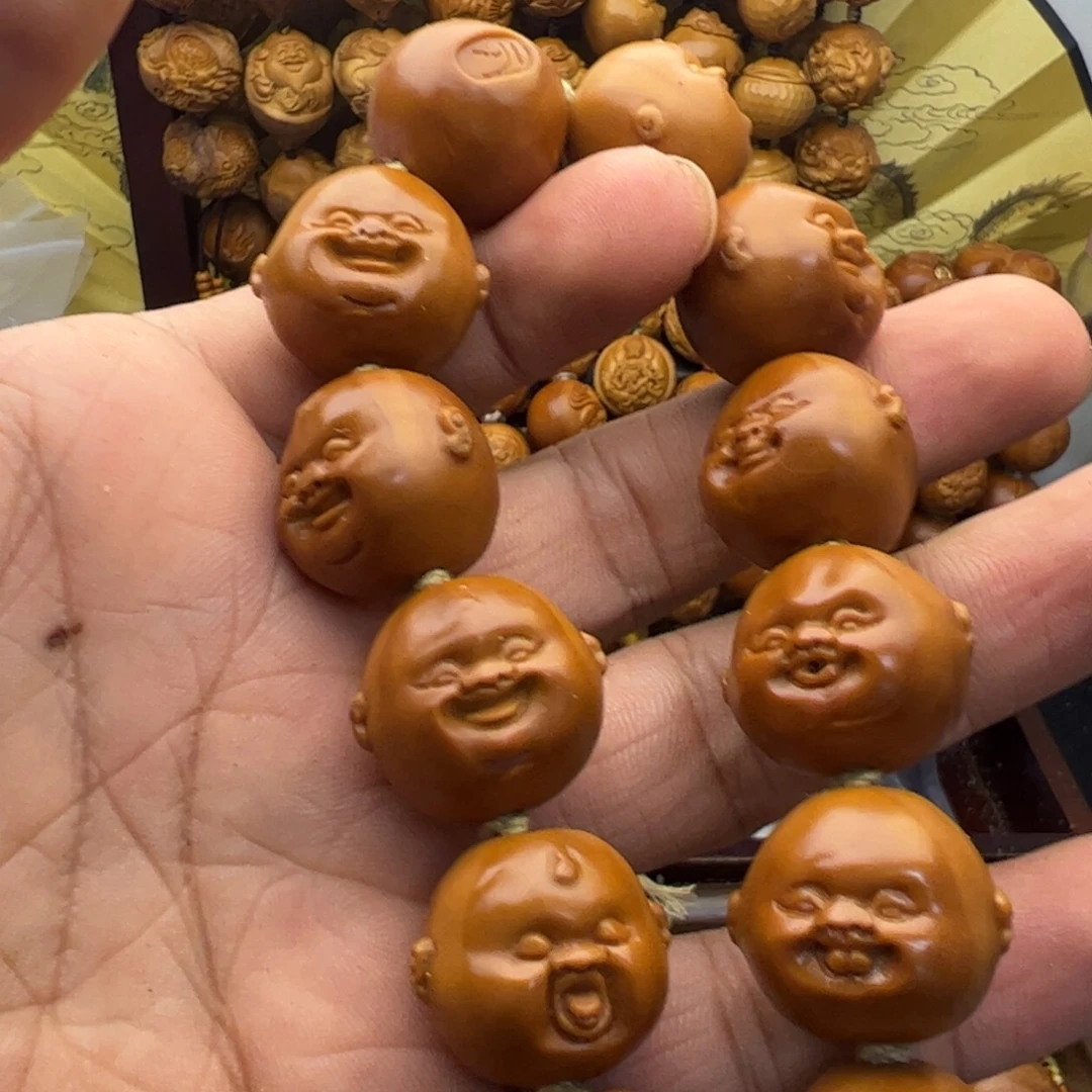 吊坠橄榄核2.1铁盒十分开心