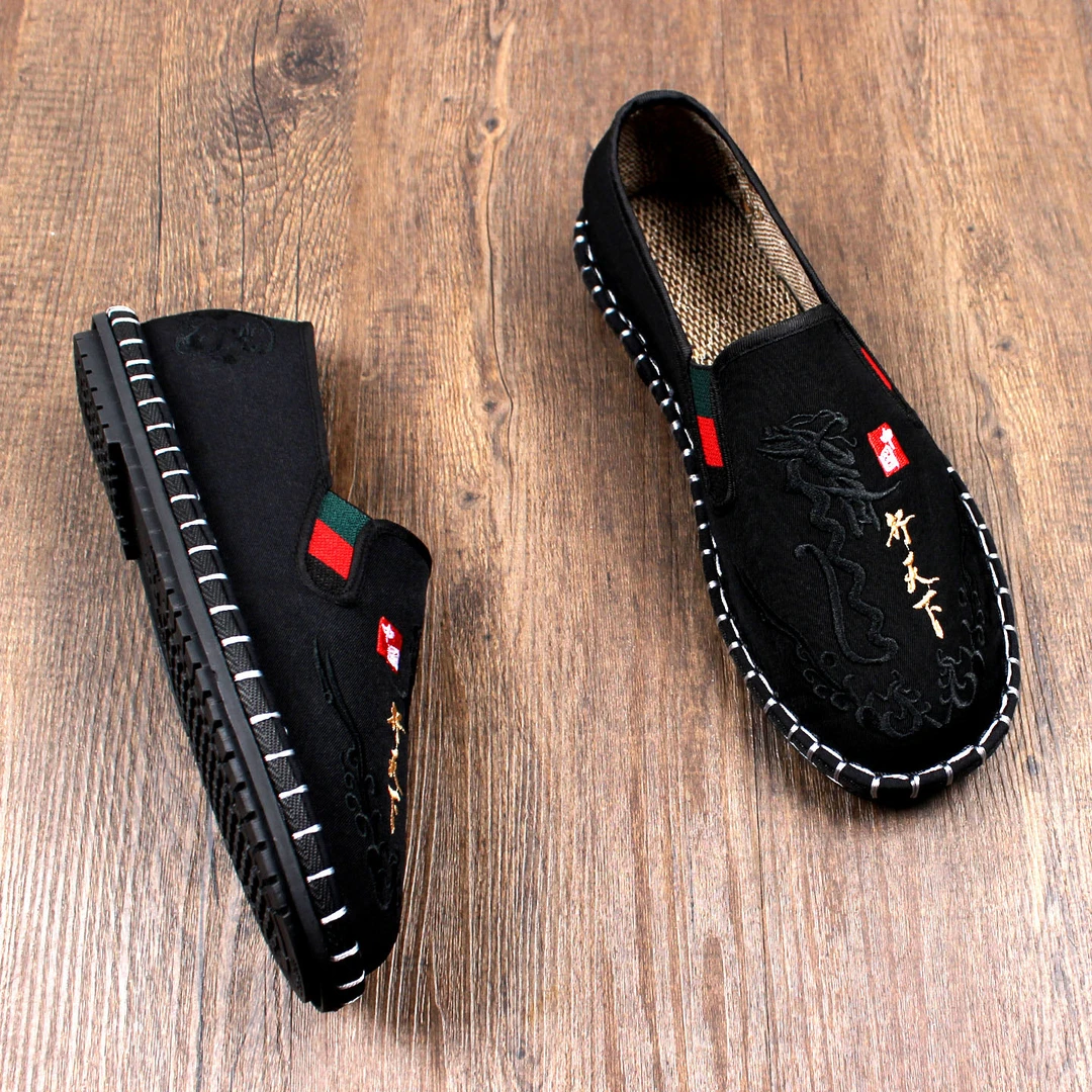 老北京布鞋男款2025新款夏季透气软底刺绣一脚蹬耐磨工地亚麻休闲