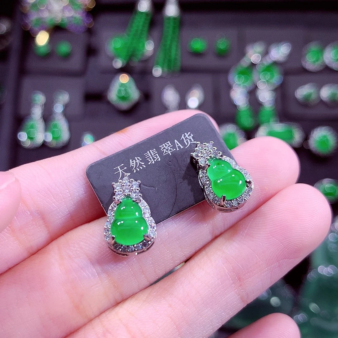 颈饰未镶嵌翡翠天然