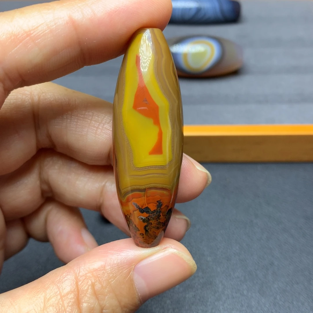 玛瑙/玉髓颈饰未镶嵌东*