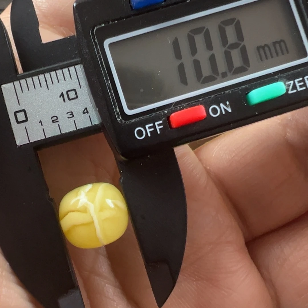 未镶嵌蜜蜡裸石11全