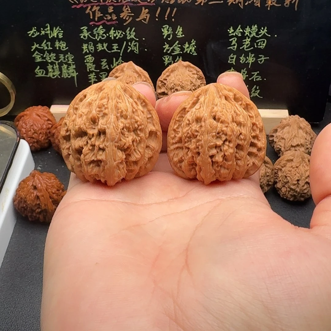 40承德秘纹文玩核桃