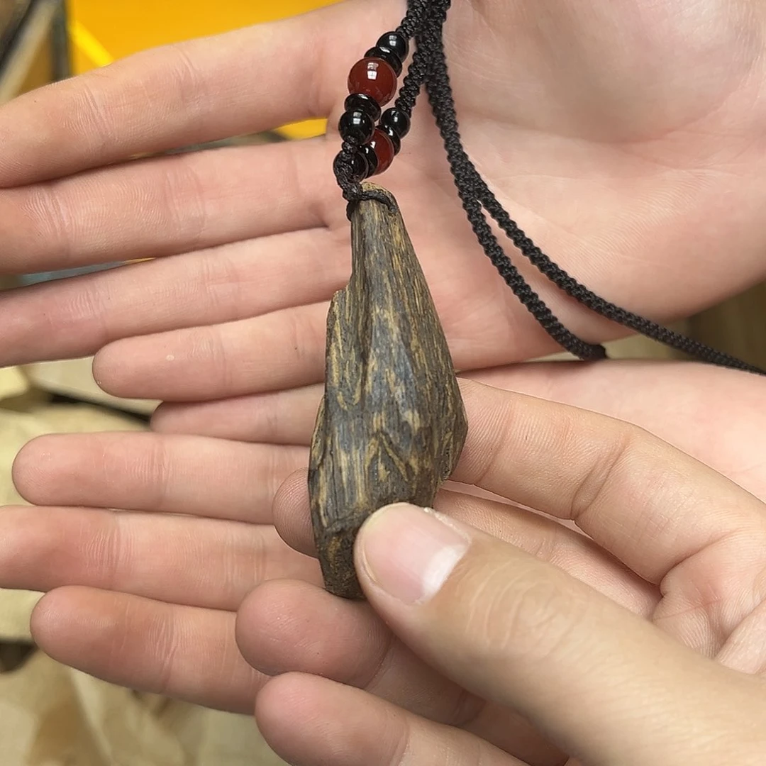 大叶紫檀（黑酸枝木类）