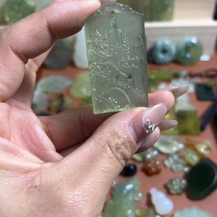 蛇纹石玉合金颈饰