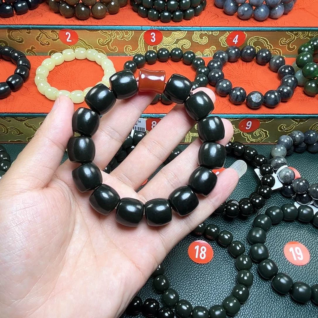 和田玉未镶嵌手链