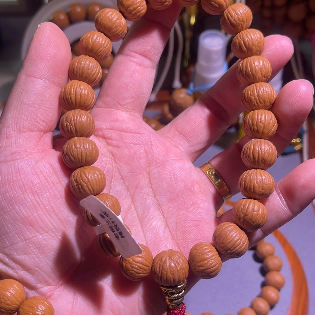 猴头核桃吊坠土豪全品手持