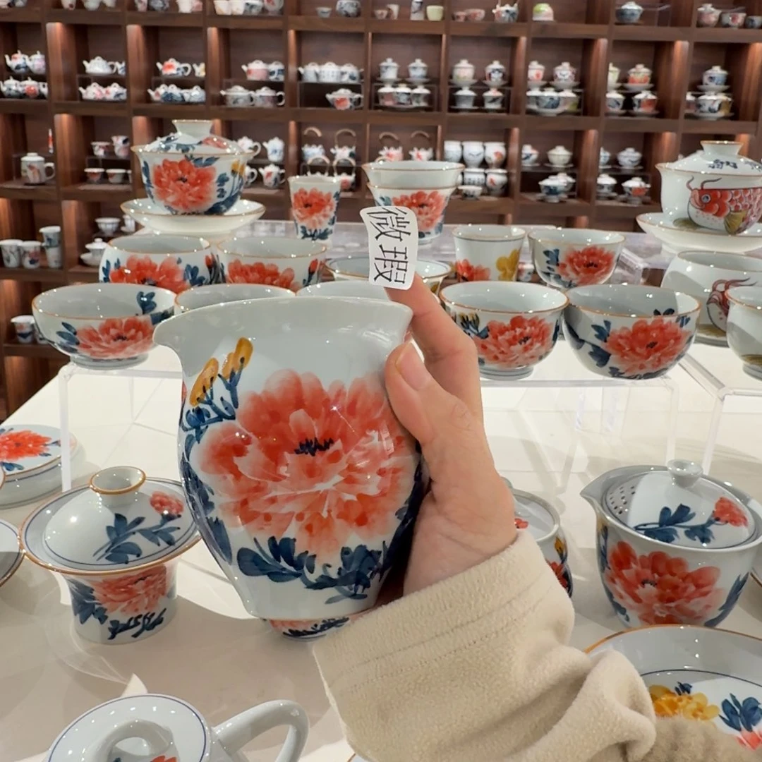 釉下手绘茶具微瑕