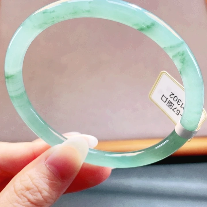 翡翠未镶嵌手镯翡翠手镯13