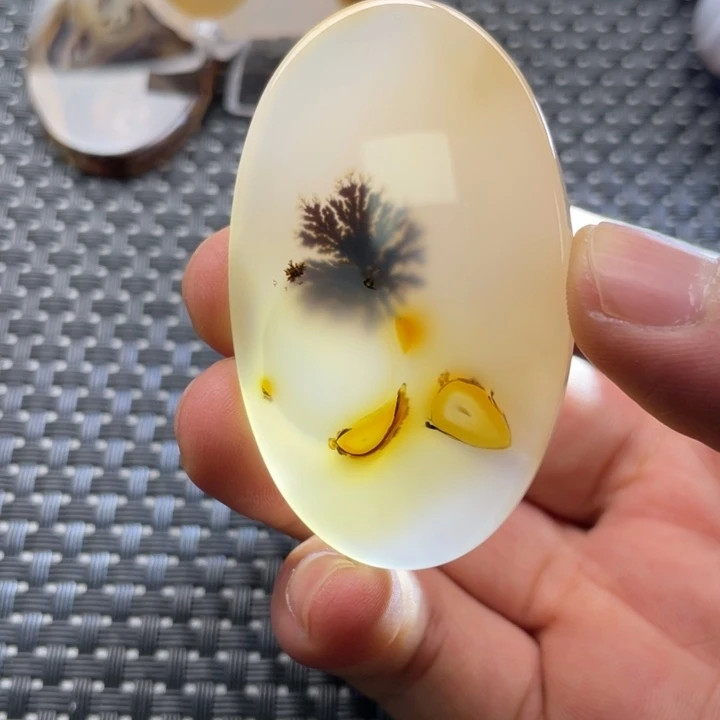 未镶嵌颈饰玛瑙/玉髓斌