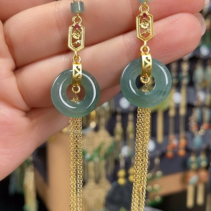 翡翠未镶嵌耳饰翡翠