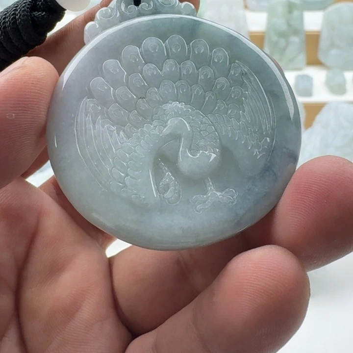 翡翠未镶嵌颈饰天然缅甸A货翡翠