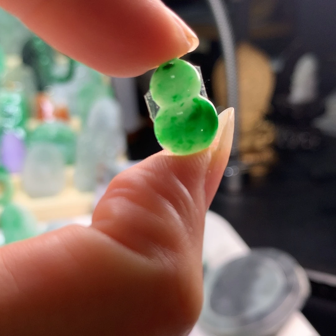 未镶嵌定制翡翠翡翠