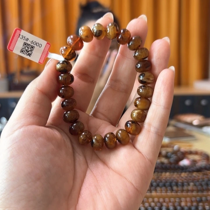 未镶嵌琥珀裸石抚顺135