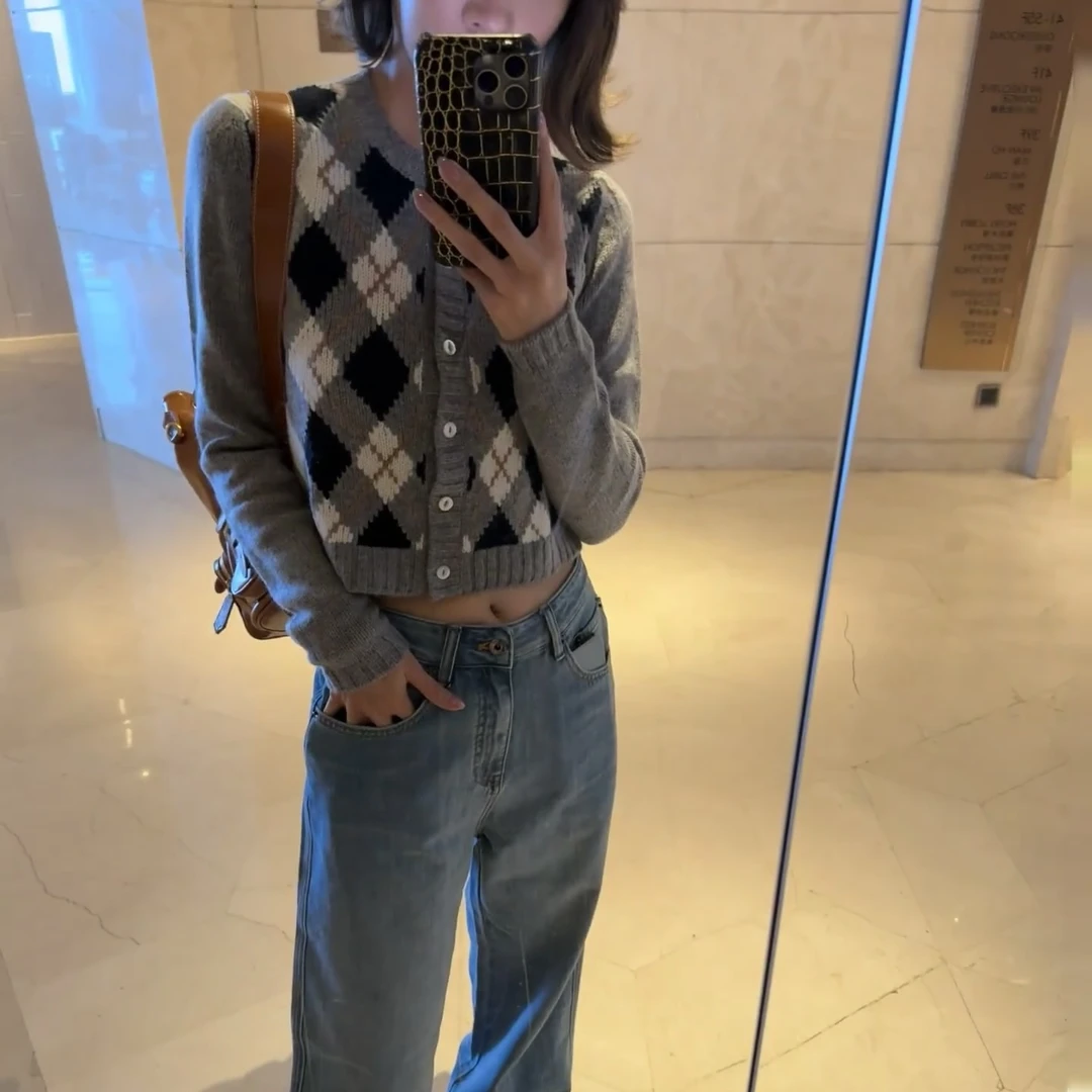 楠妹定制  PR主角登场开衫款学院风菱格纹圆领早秋毛衣针织衫上衣