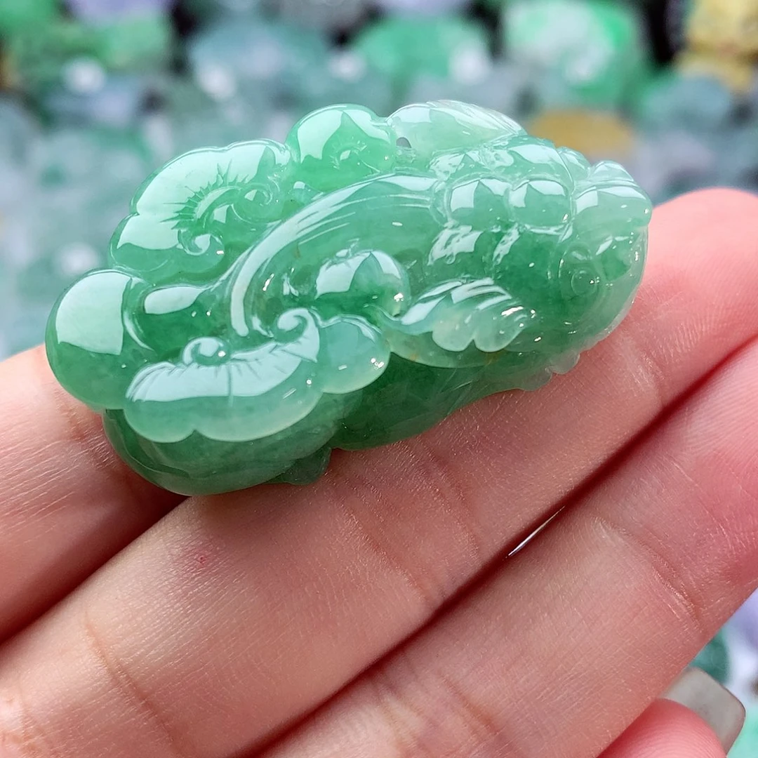 薯***菜颈饰未镶嵌翡翠翡翠