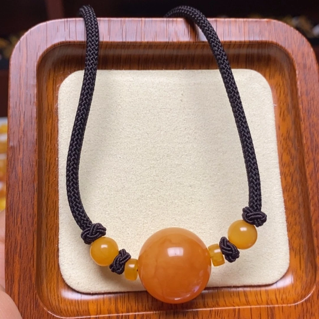 【闪购商品】蜜蜡吊坠(赠链)未镶嵌项链