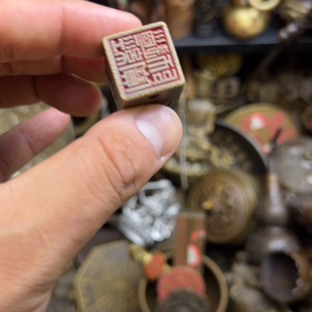 百万古铜工艺品摆件