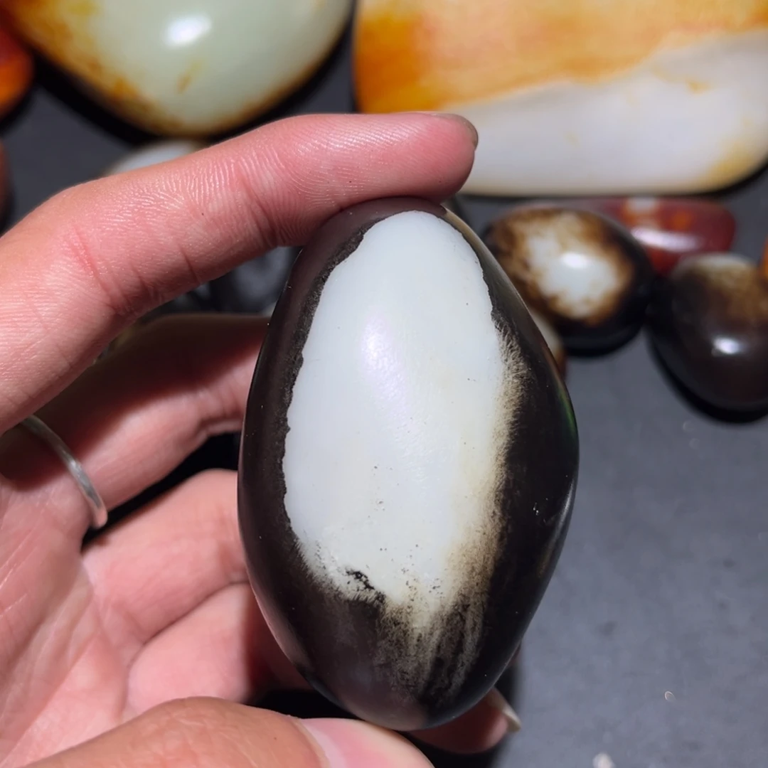 和田玉未镶嵌珠宝奇石