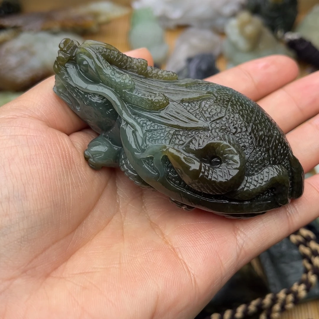 风***叶和田玉未镶嵌颈饰