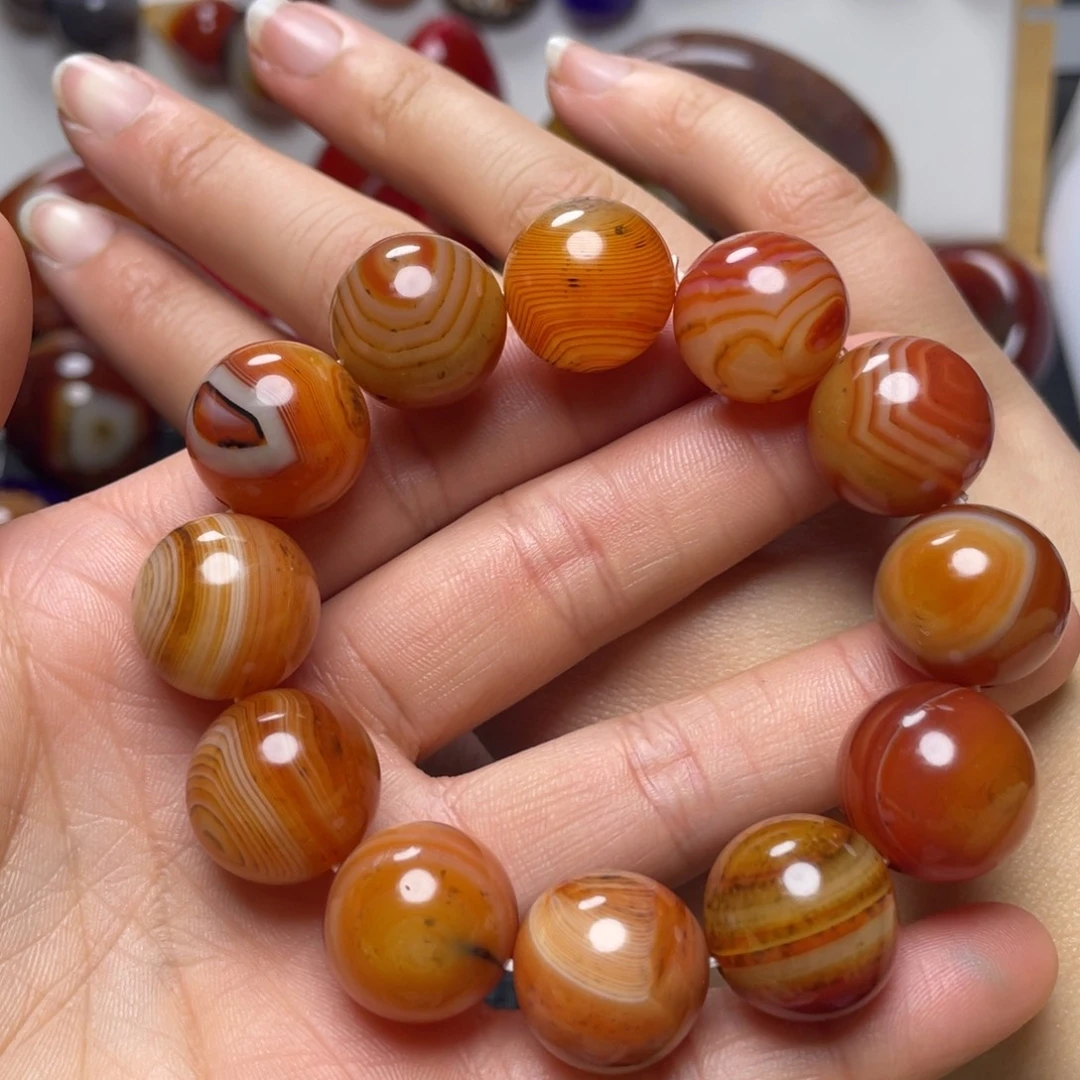 玛瑙/玉髓未镶嵌珠宝奇石