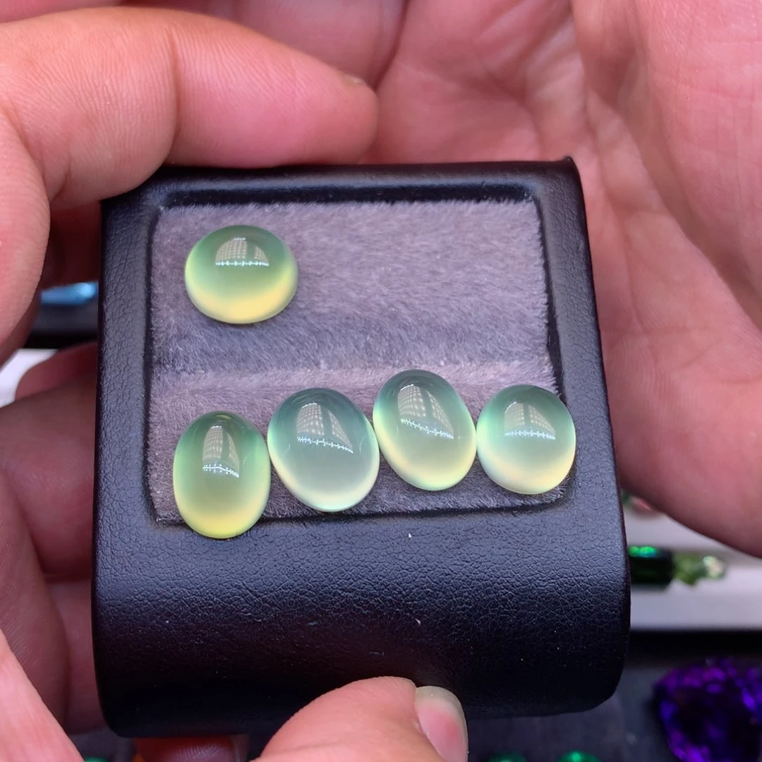 【闪购商品】葡萄石无未镶嵌精品葡萄石42ct