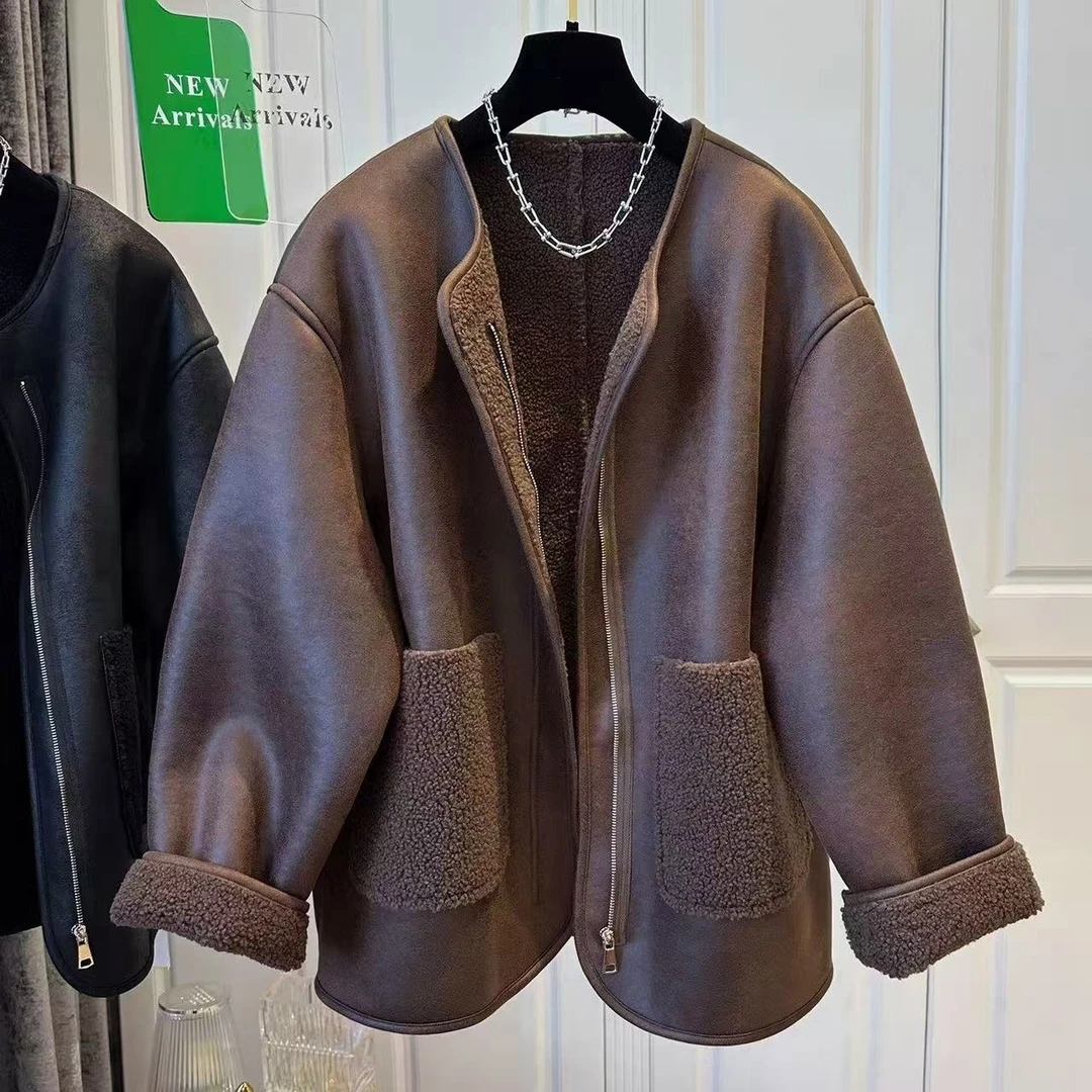 大码超好看设计皮毛拼接一体圆领外套女秋冬款爆款上衣保暖休闲