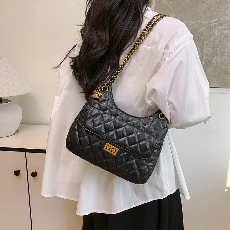 新款女包小香风休闲秋冬百搭小众单肩挎包洋气链条时尚肩包小包包