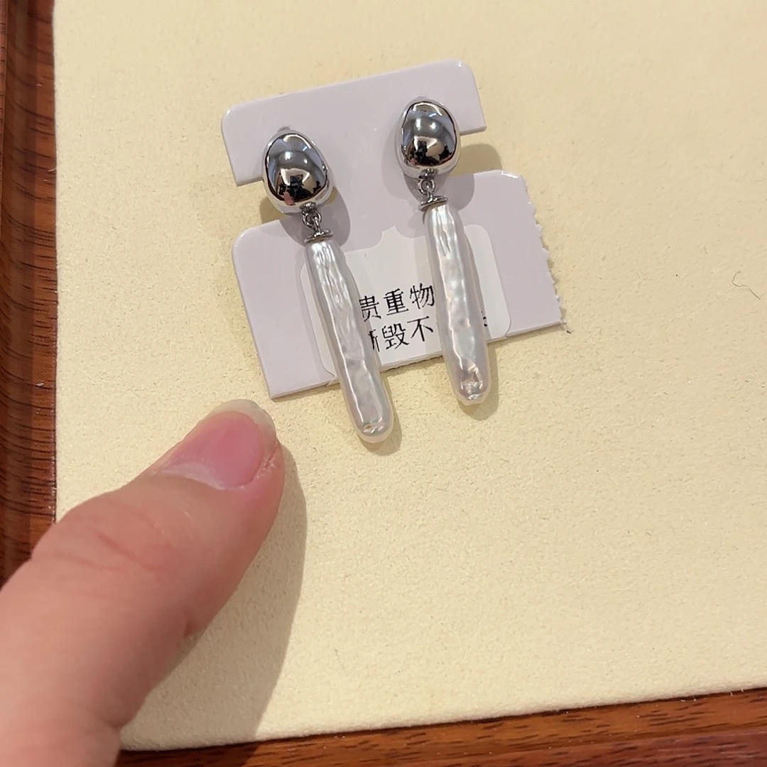 淡水珍珠耳饰合金