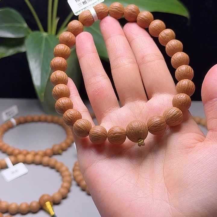 二***条猴头核桃吊坠聚宝盆