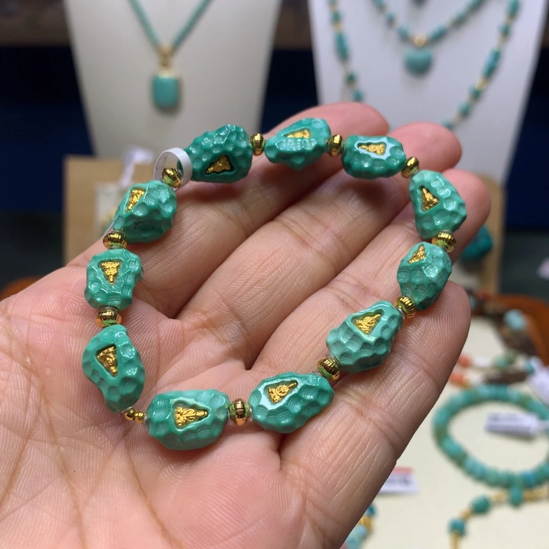 绿松石18K金镶嵌单圈