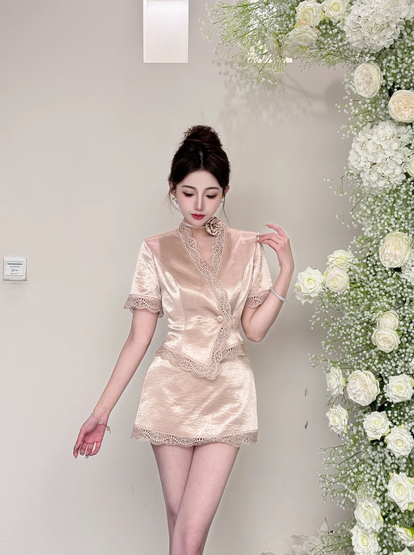 【精选优品】新款轻奢蕾丝显瘦气质法式小众包臀时尚套装25563