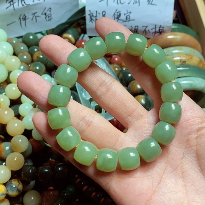 岫岩河磨玉（透闪石质玉）手链未镶嵌