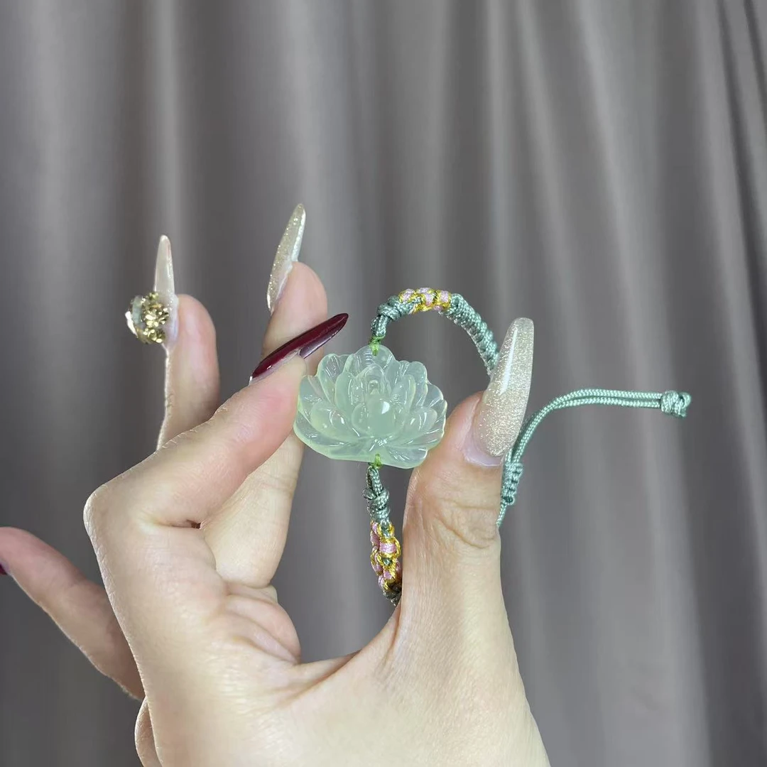 手工雕刻岫玉牡丹花编织手链