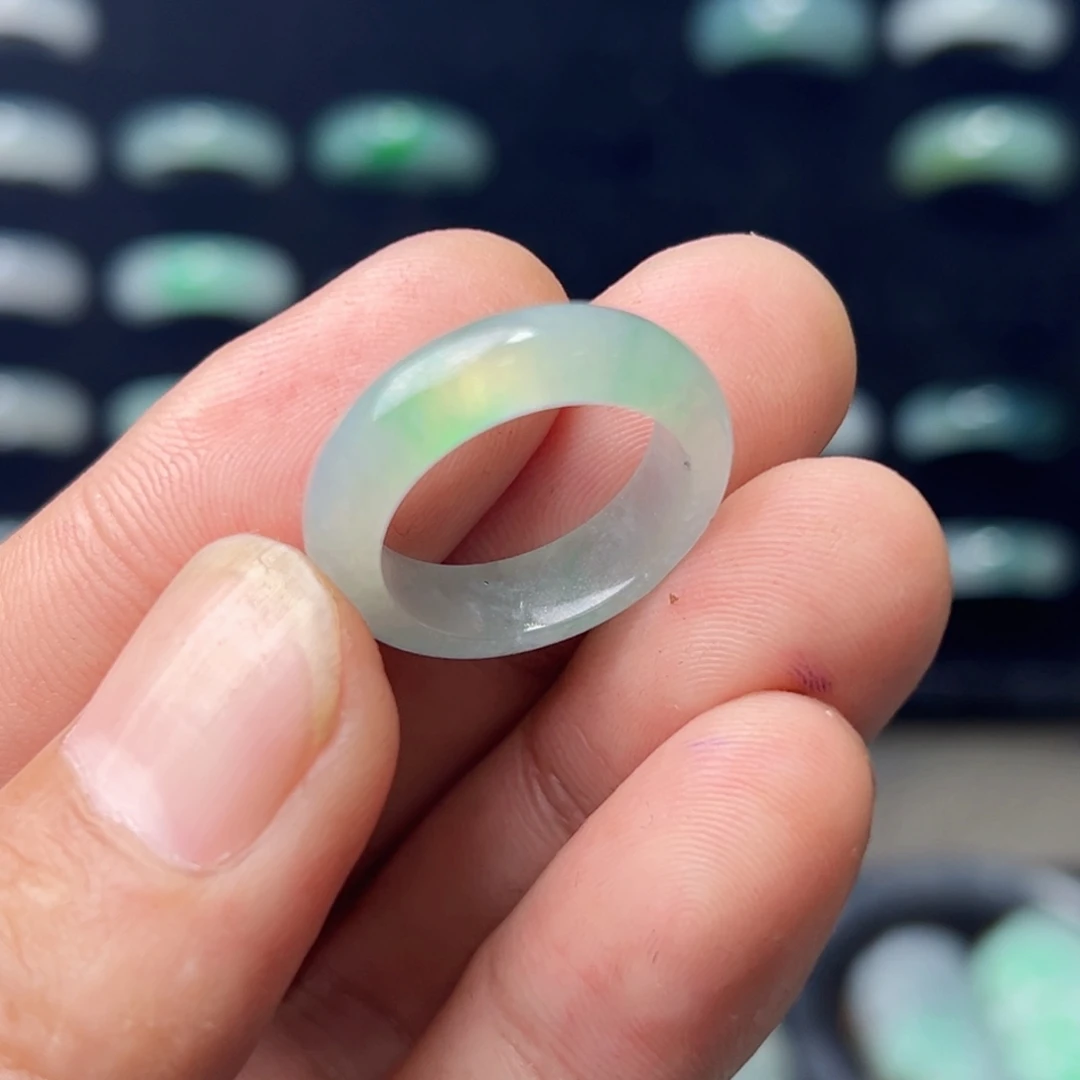 定制翡翠未镶嵌圈口15号