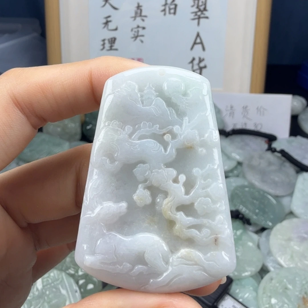 翡翠未镶嵌颈饰翡翠