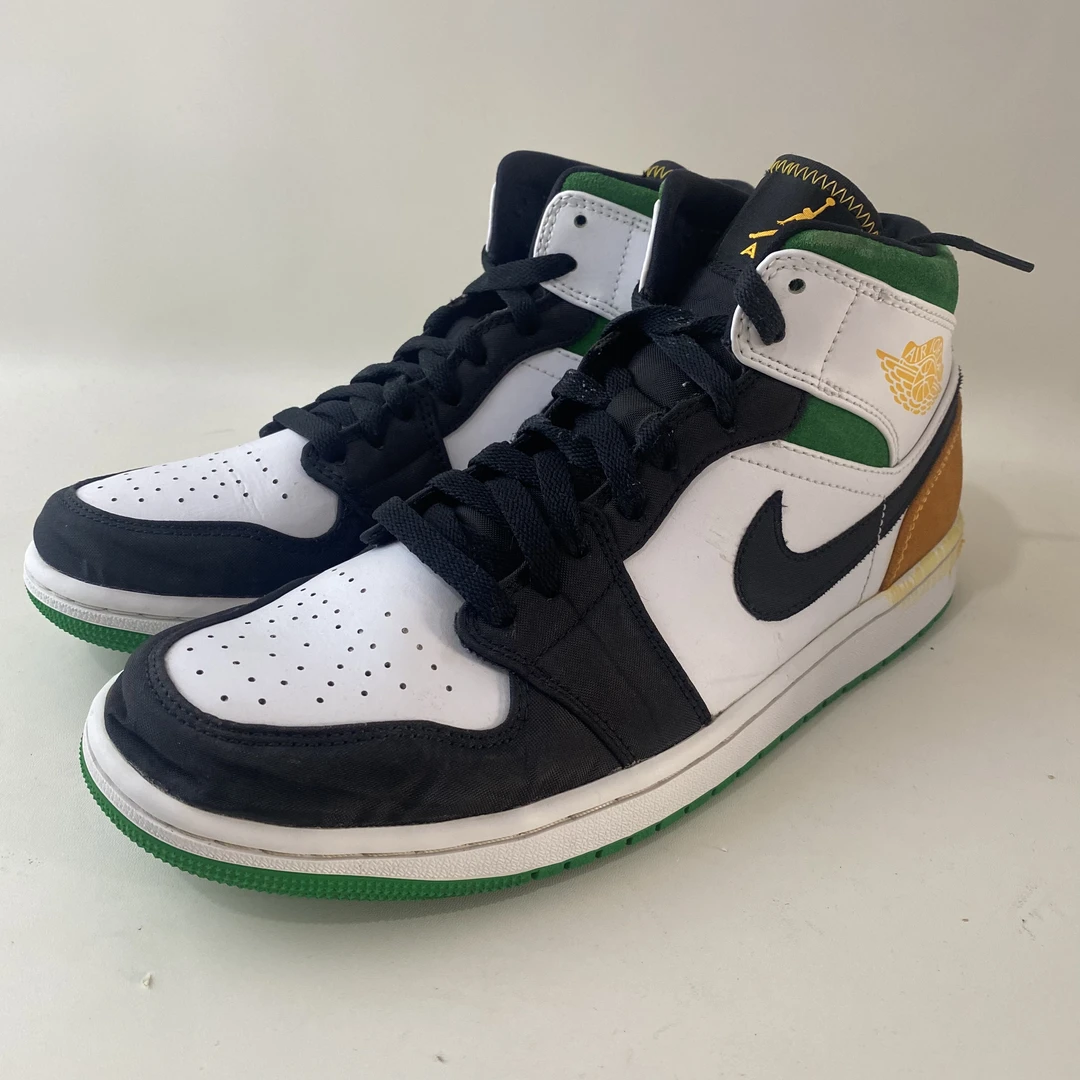 90新 AIR JORDAN 41码 aj1白黄绿 鞋后跟瑕疵 篮球鞋编码6531