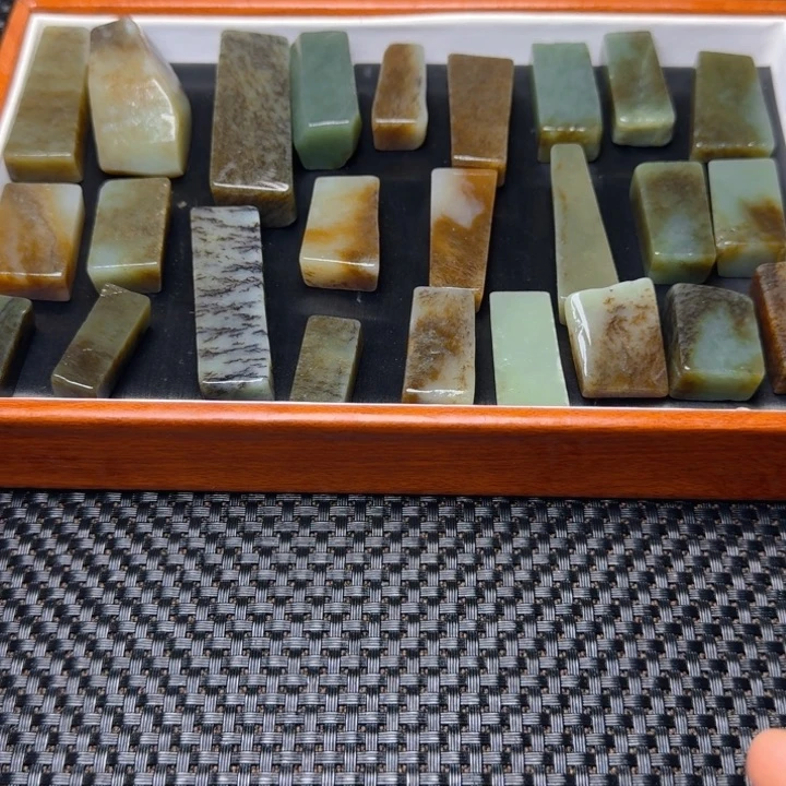 和田玉（糖玉）未镶嵌珠宝半成品