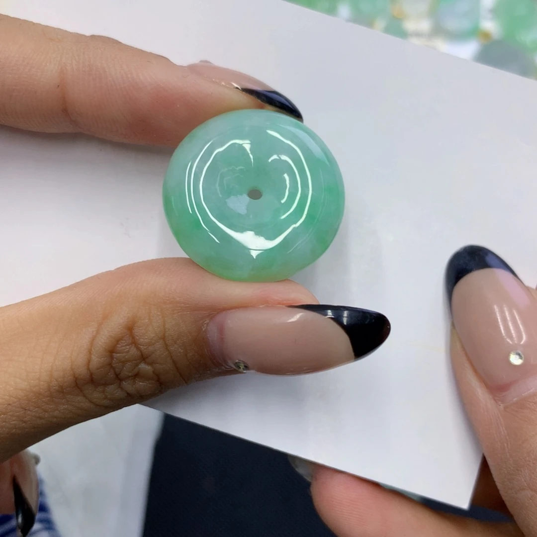 【闪购商品】颈饰未镶嵌翡翠