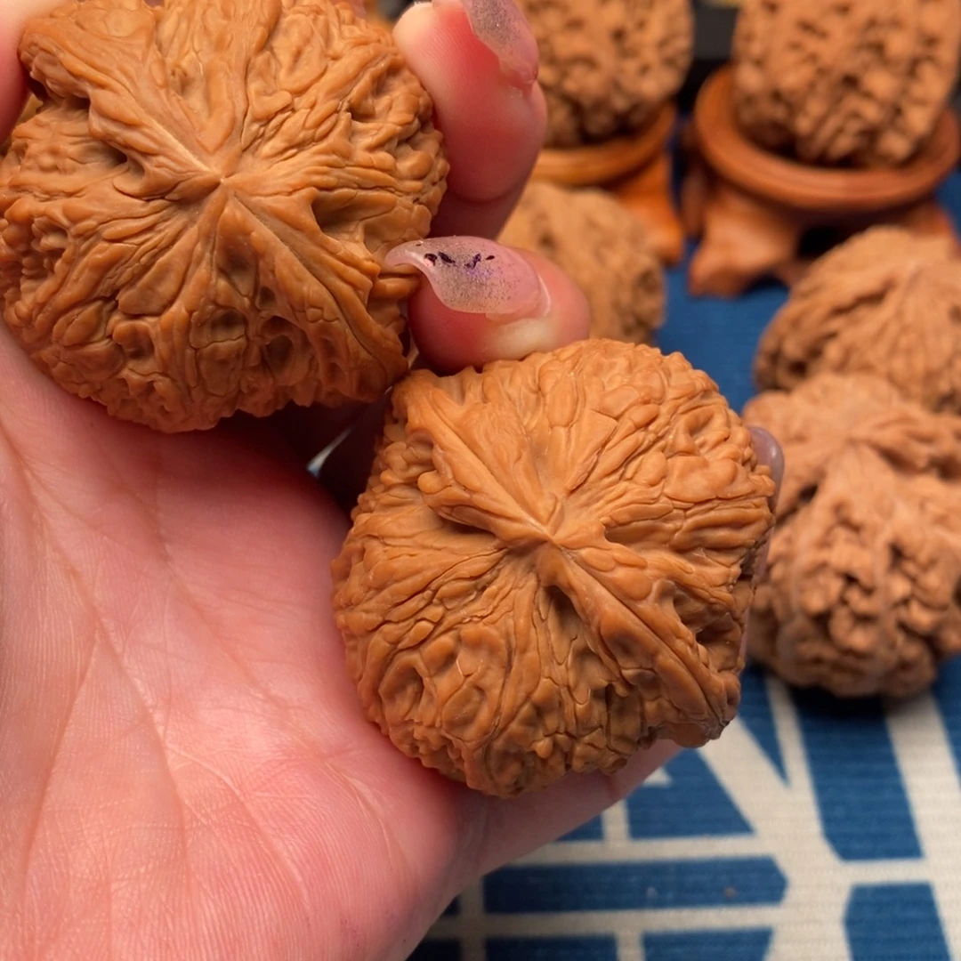 老***董文玩核桃吊坠南疆