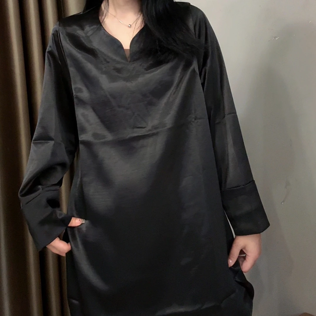 长袖中长款V领宽松型大码衬衫成人薄款秋季