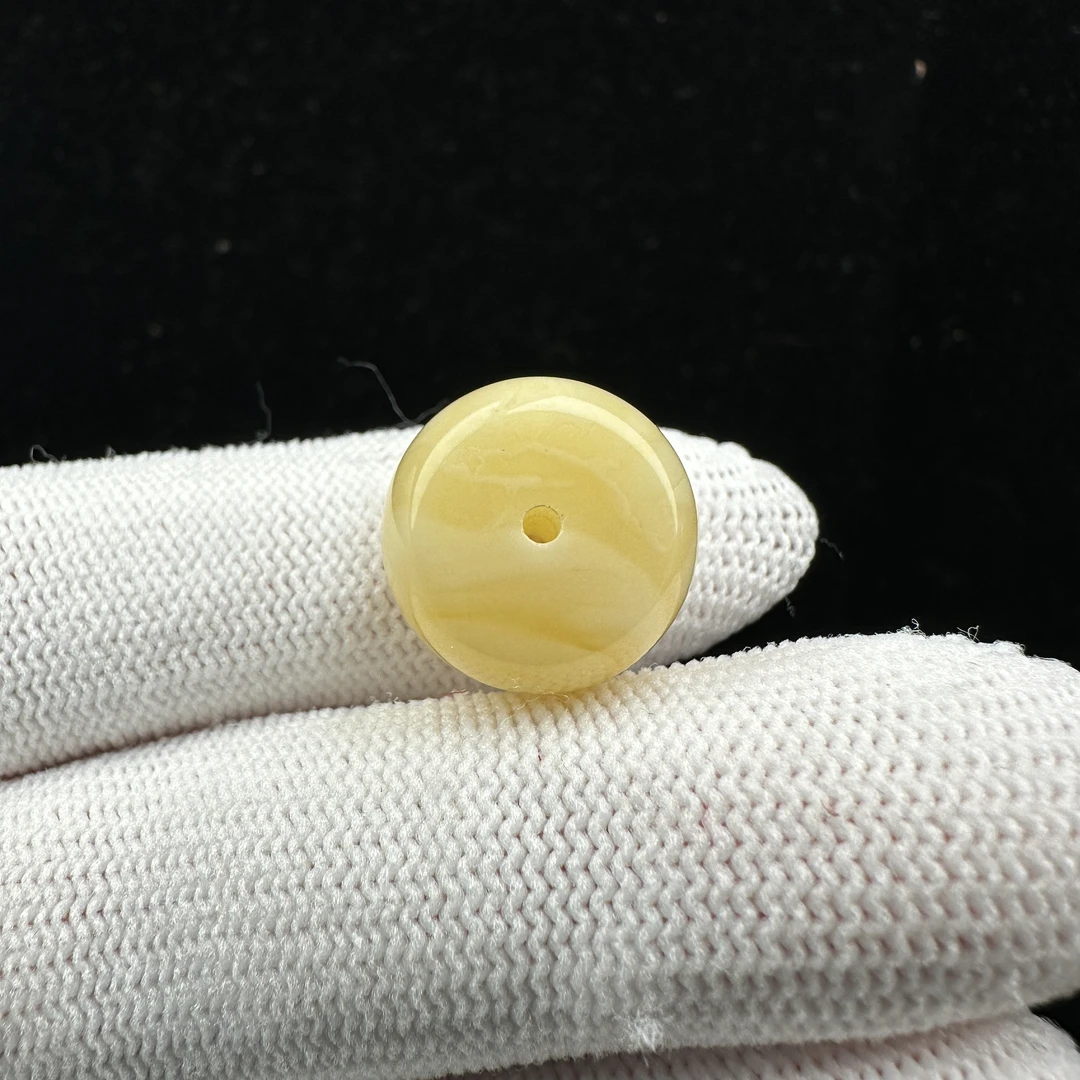 Y5277天然原矿蜜蜡 鸡油黄飘花墩子 15*10mm抖音基地质检发货