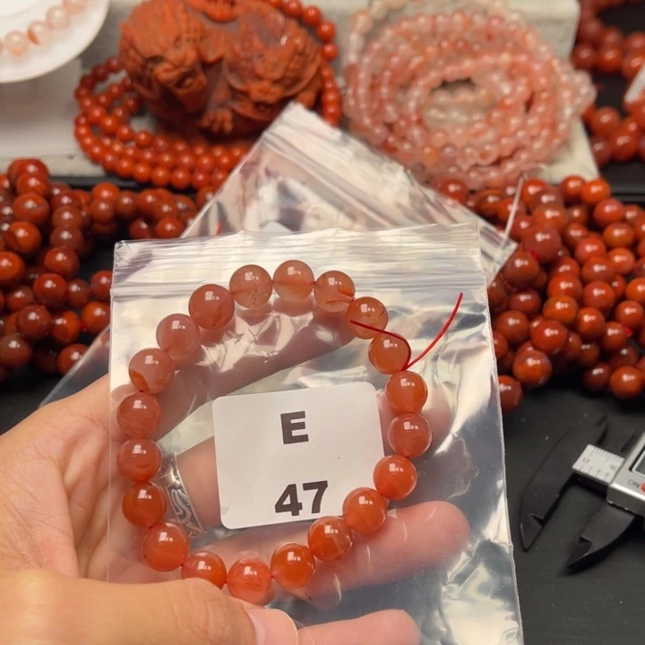 南红玛瑙未镶嵌多样性发货默认微瑕称重10mm