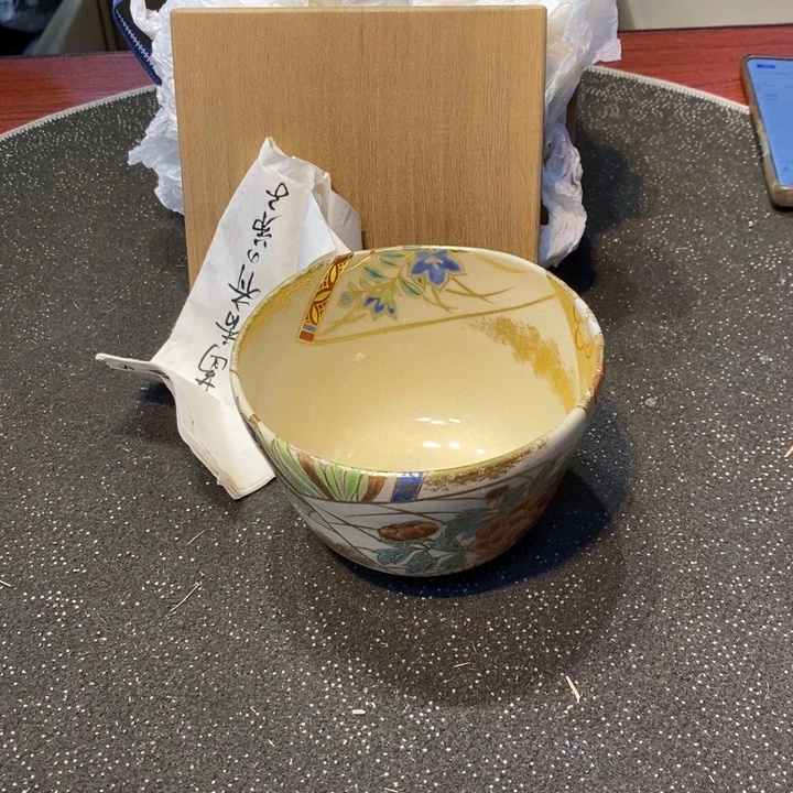 小***车瓷片陶瓷艺术品制作工艺品