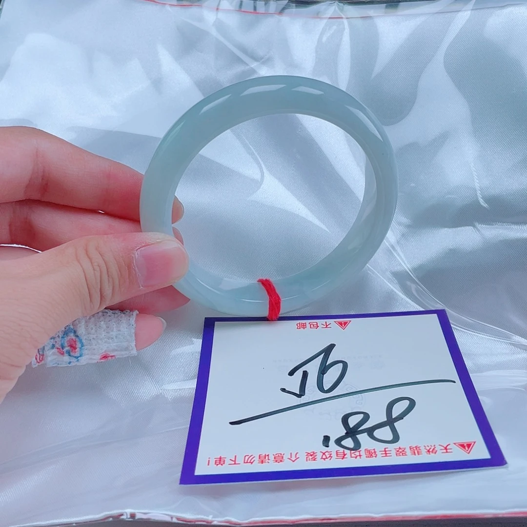 未镶嵌定制翡翠翡翠