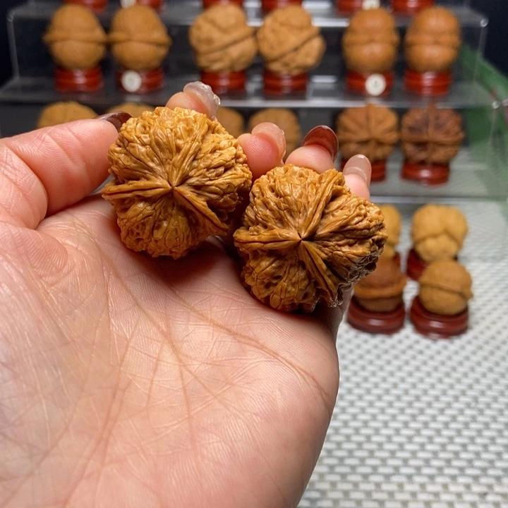 把件文玩核桃43百花三棱