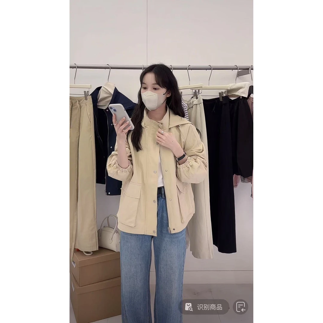 8116#SELENE#双口袋连帽立领收口袖百搭休闲外套（福利）