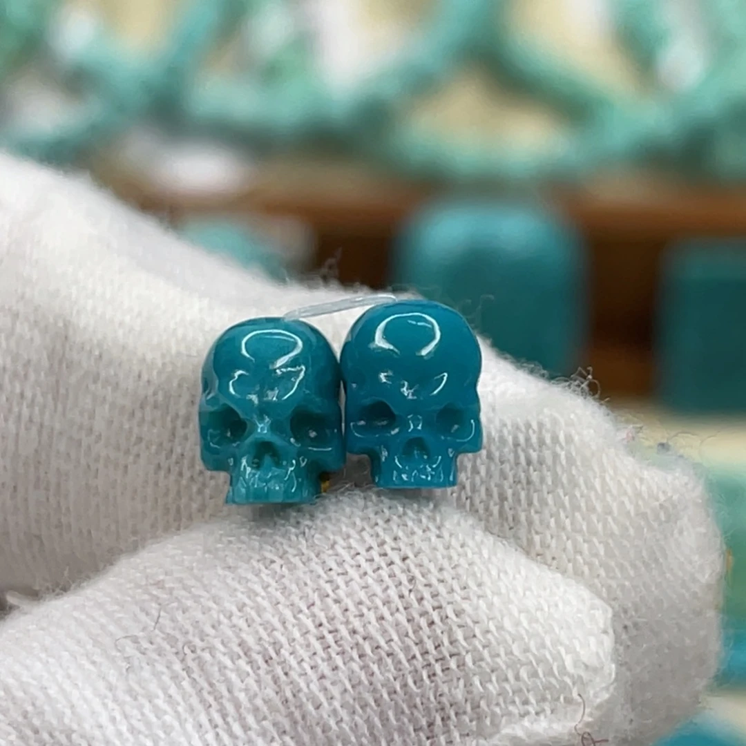 绿松石未镶嵌挂件