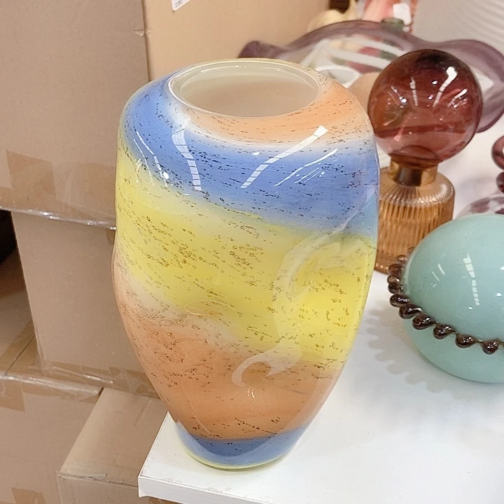 琉璃花瓶高度22厘米6厘米