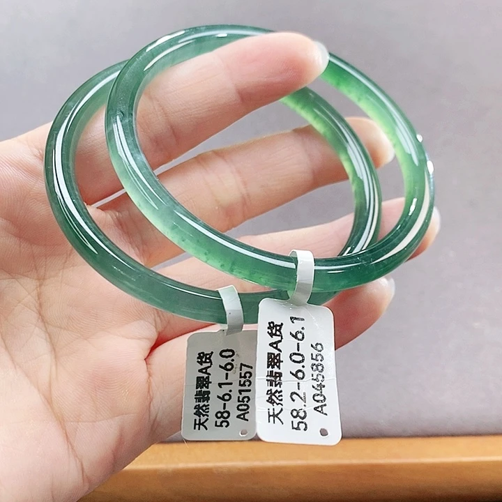 【闪购商品】未镶嵌手镯翡翠