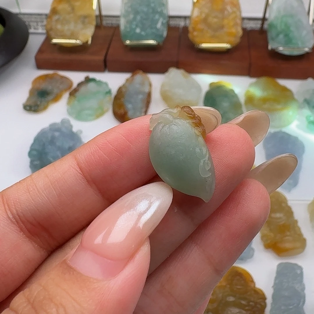 定制翡翠未镶嵌毛货